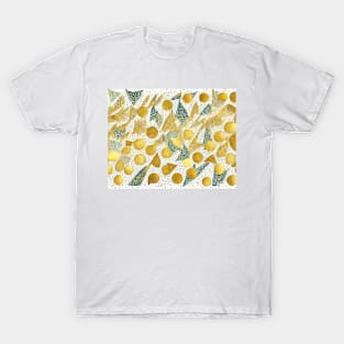 Pattern of golden geometric shapes T-Shirt